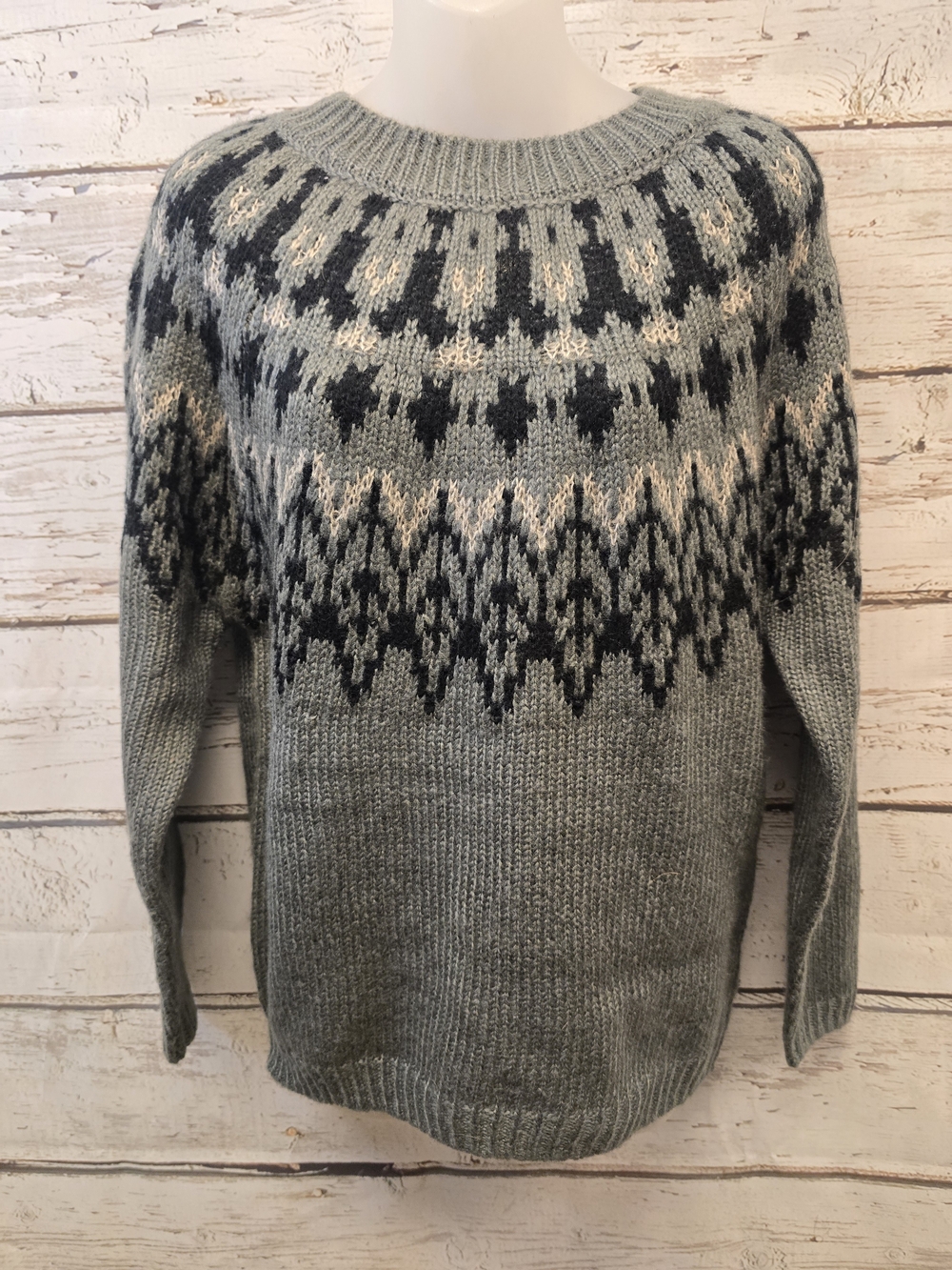 Women's Mountain and Isles Gray/Sage Green Sweater XS